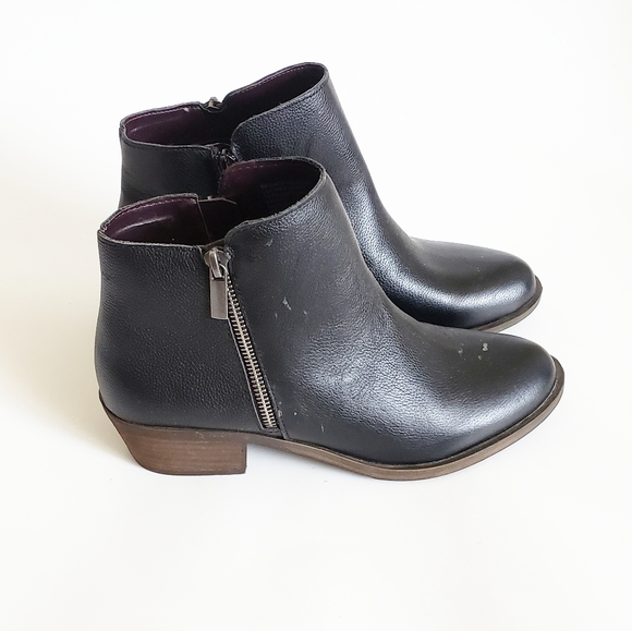 KENSIE GHITA Black Leather Ankle Almond Toe Booties Size 9 - Picture 6 of 10